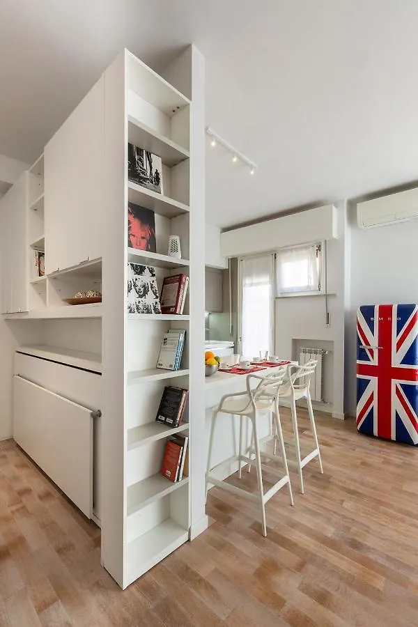 Pao Apartment - Navigatori Verona 0*,