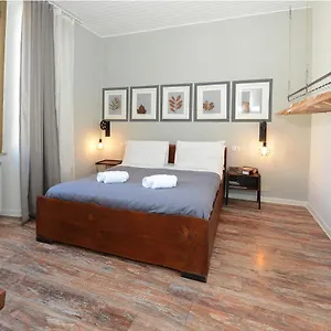 Natale Del Grande 21 Stylish Apartamento Roma